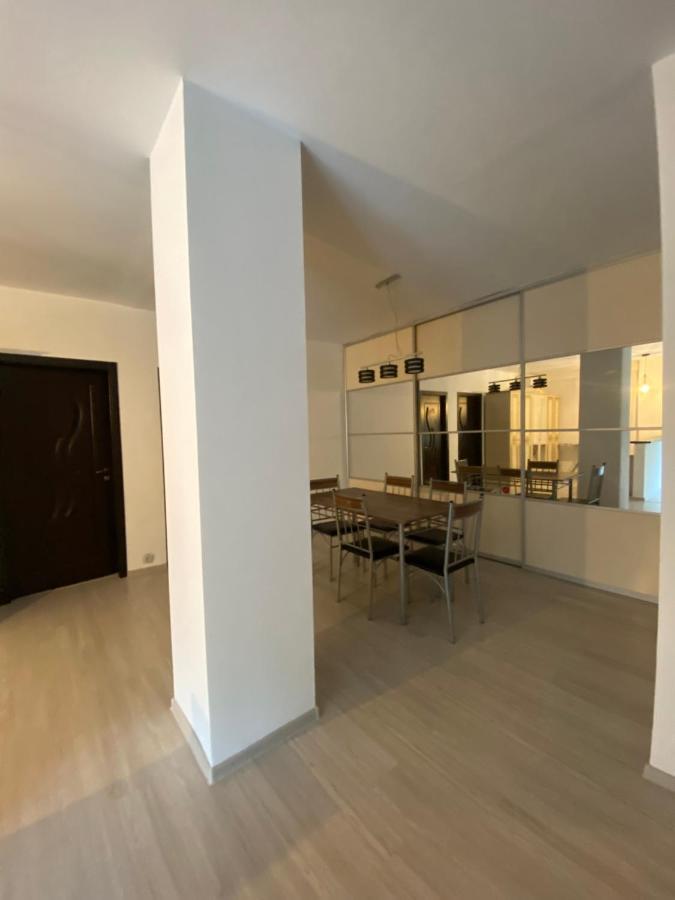 Apartament 3 Camere Bacău Extérieur photo